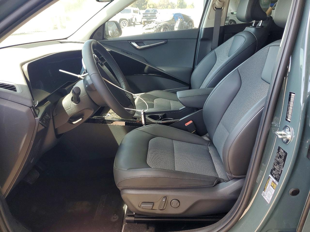 Kia Niro Ex
