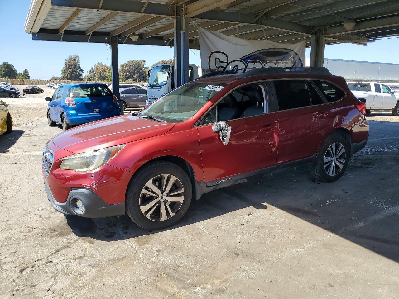 Salvage Subaru Outback Image