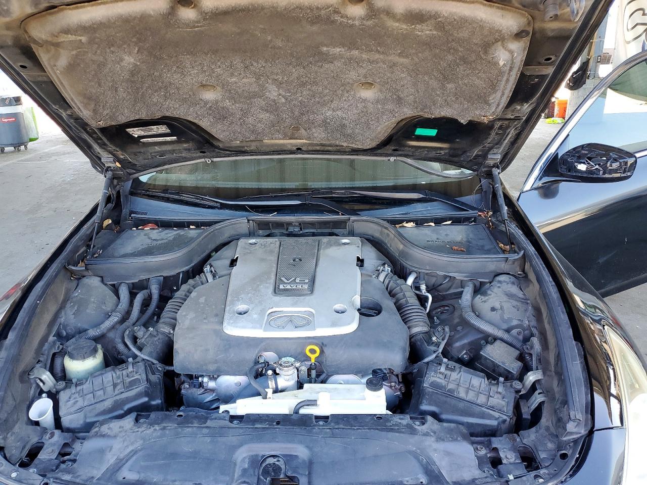INFINITI G37 Journey