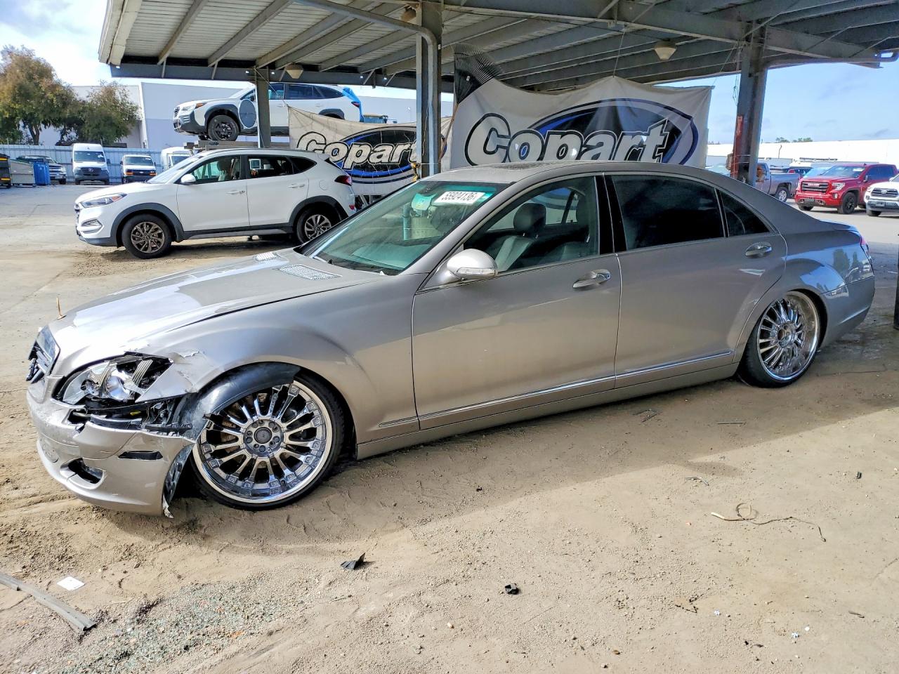 Salvage Mercedes-Benz S-Class Image