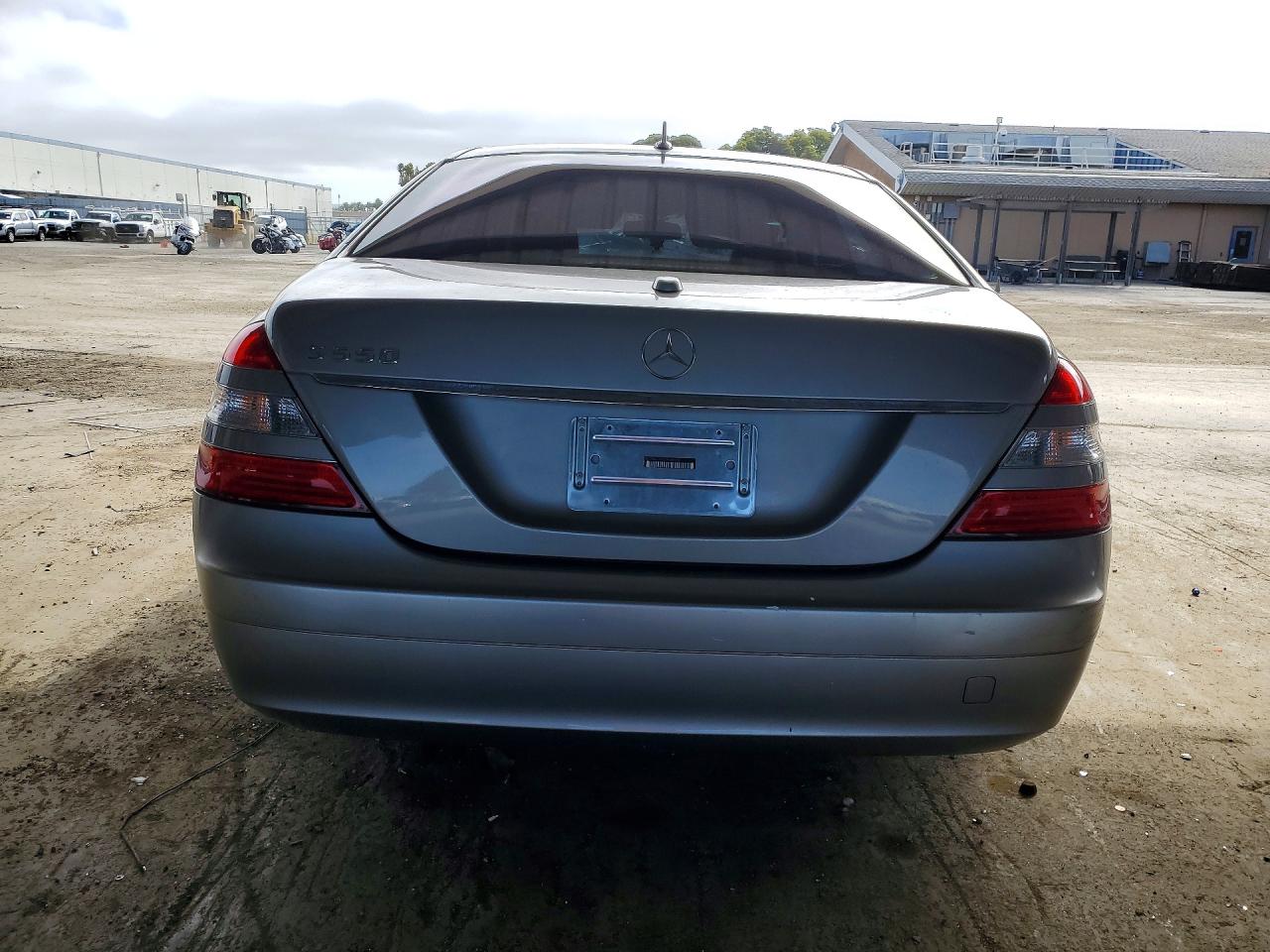 Mercedes-Benz S-Class 550