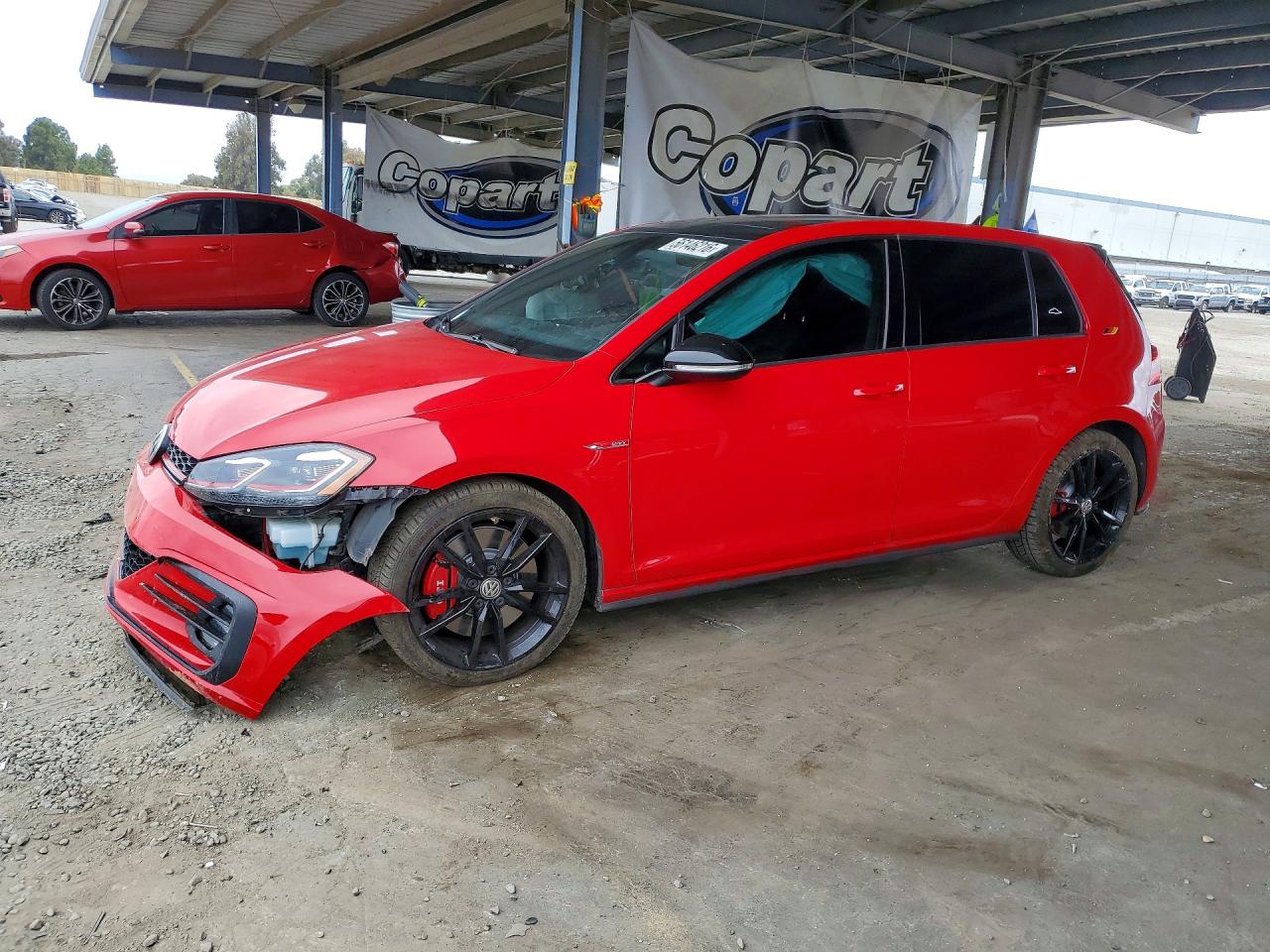 Salvage Volkswagen GTI Image