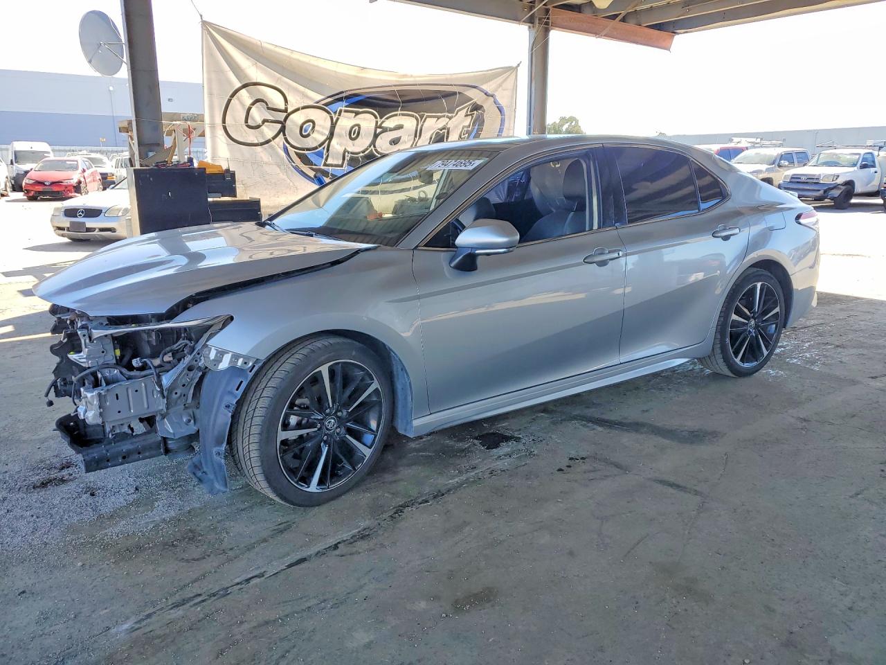 Salvage Toyota Camry Image