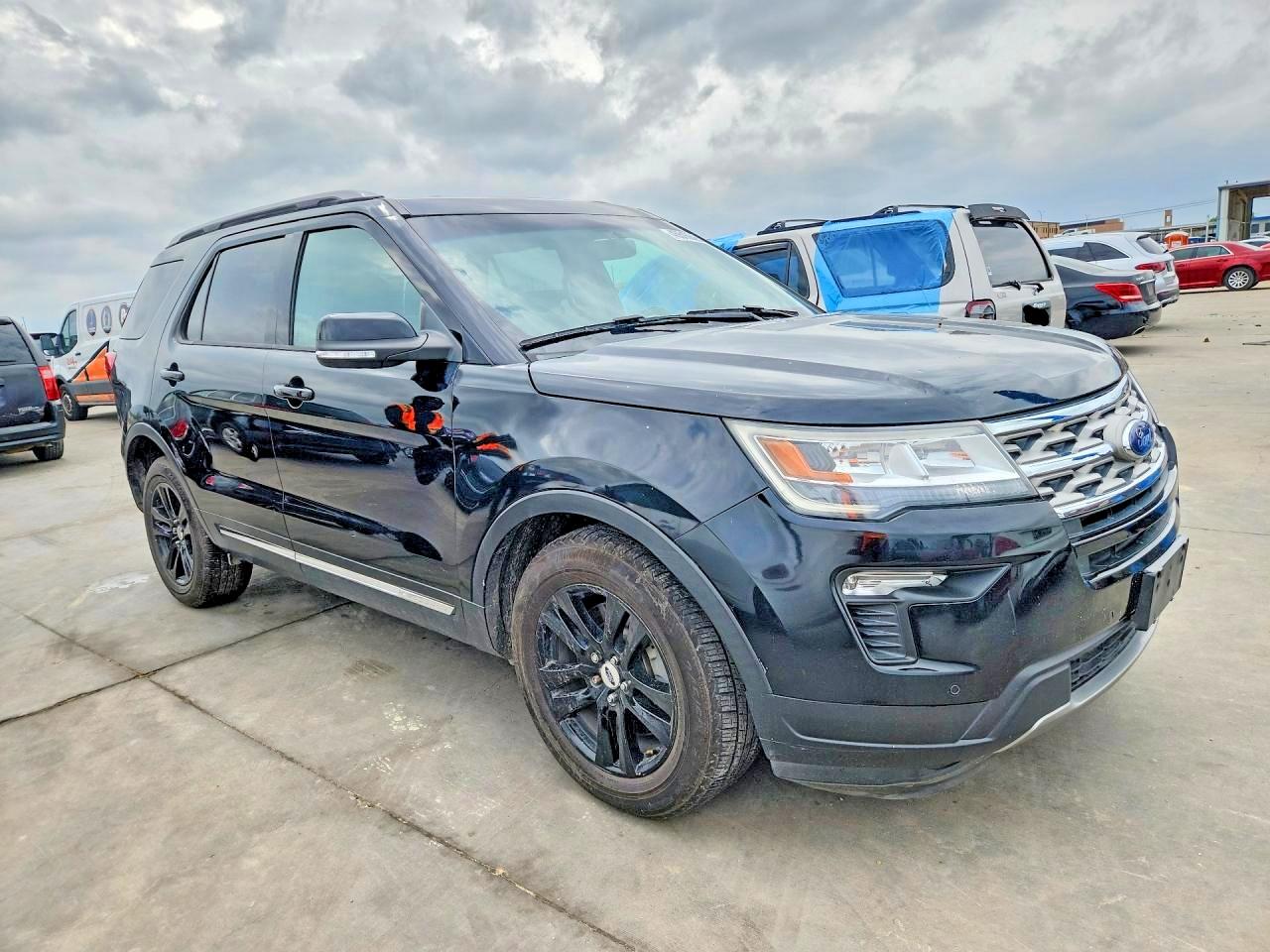 Ford Explorer Xlt
