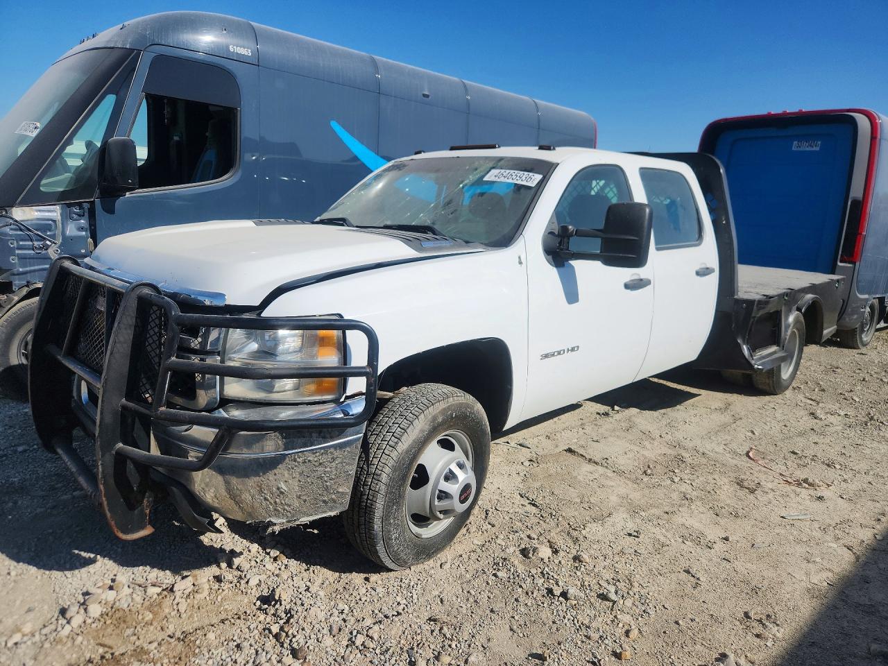 Salvage Chevrolet Silverado Image