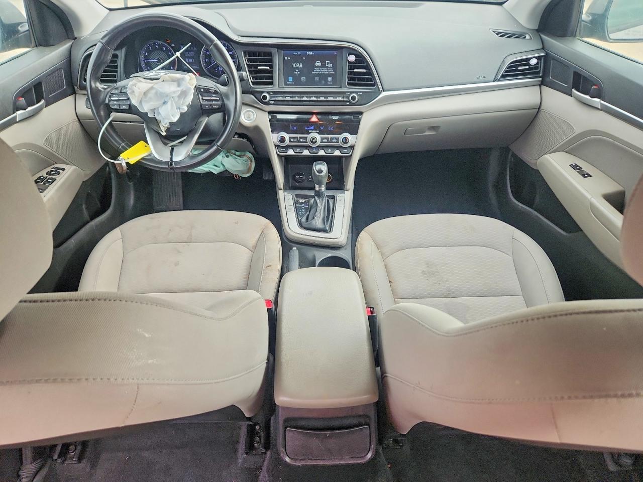 Hyundai ELANTRA Value Edition