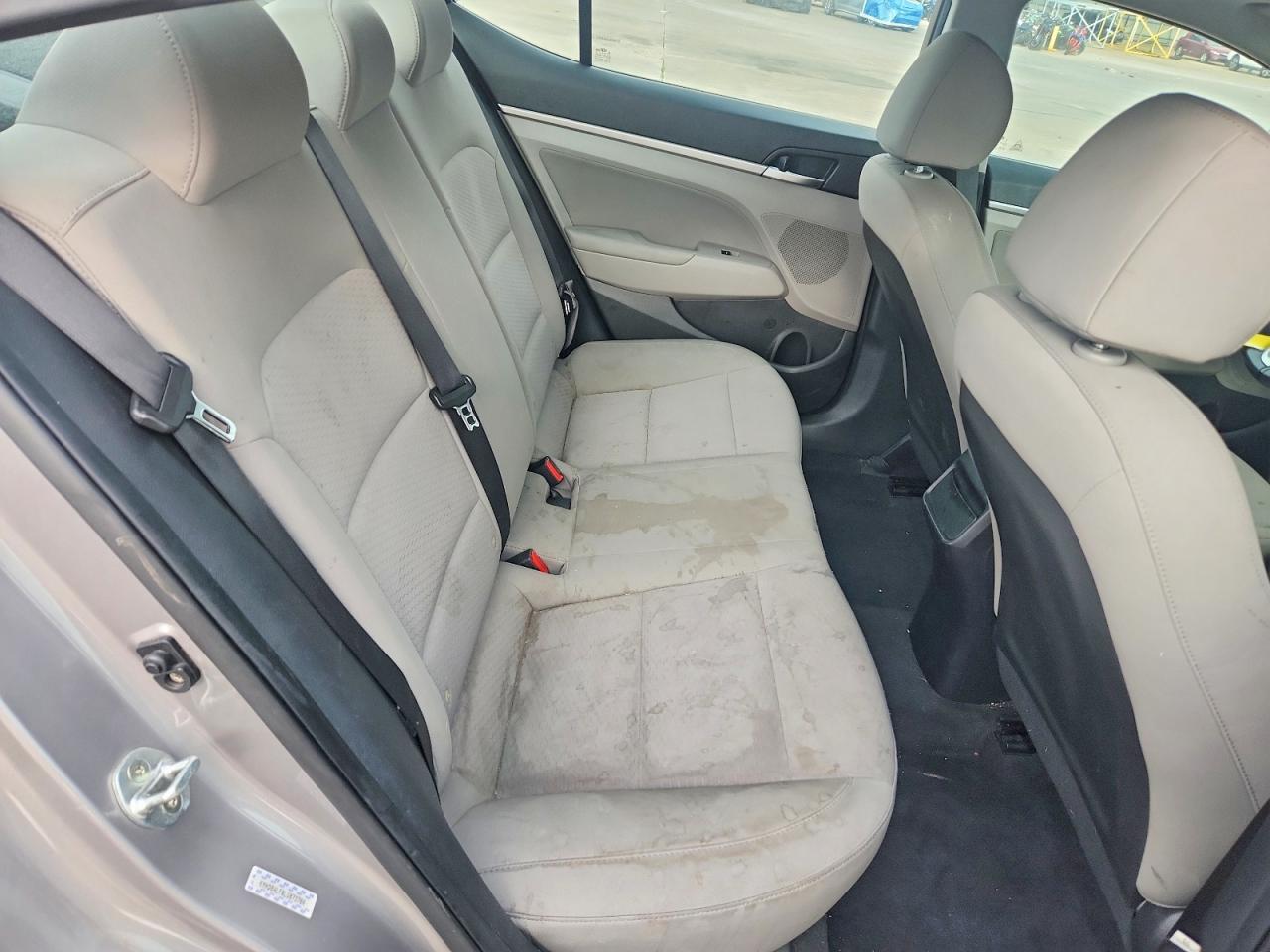 Hyundai ELANTRA Value Edition