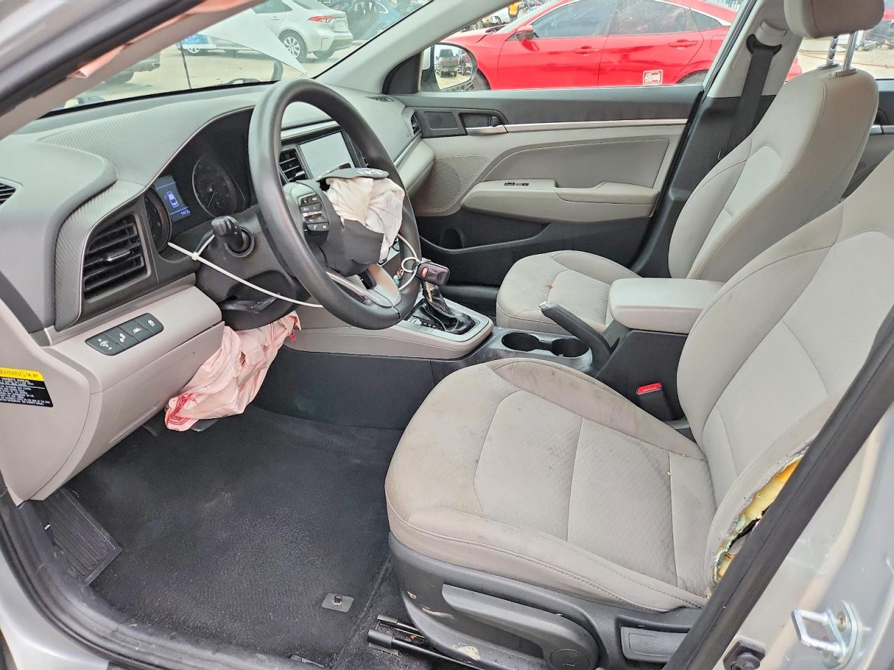 Hyundai ELANTRA Sel