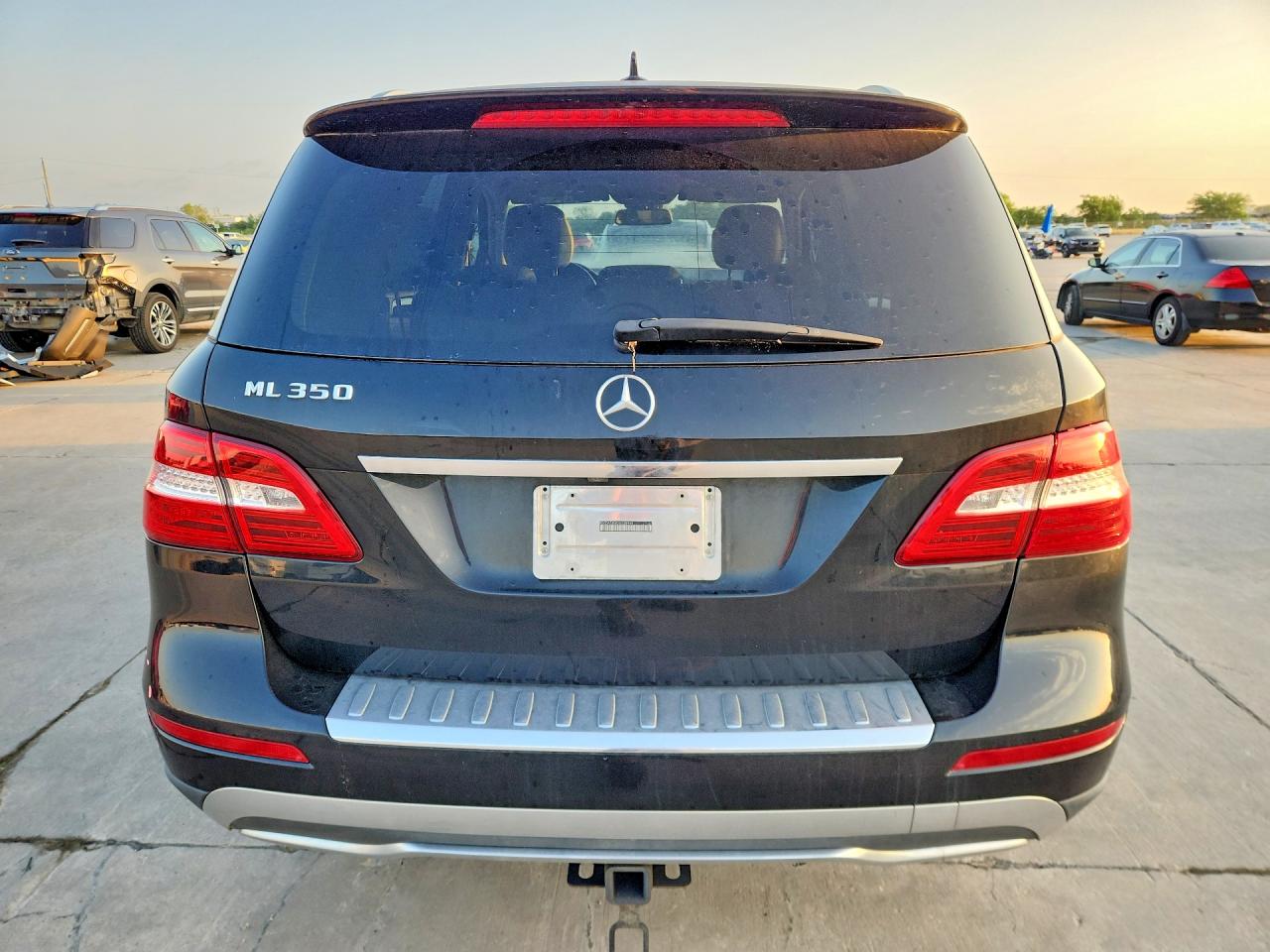 Mercedes-Benz M-Class 350