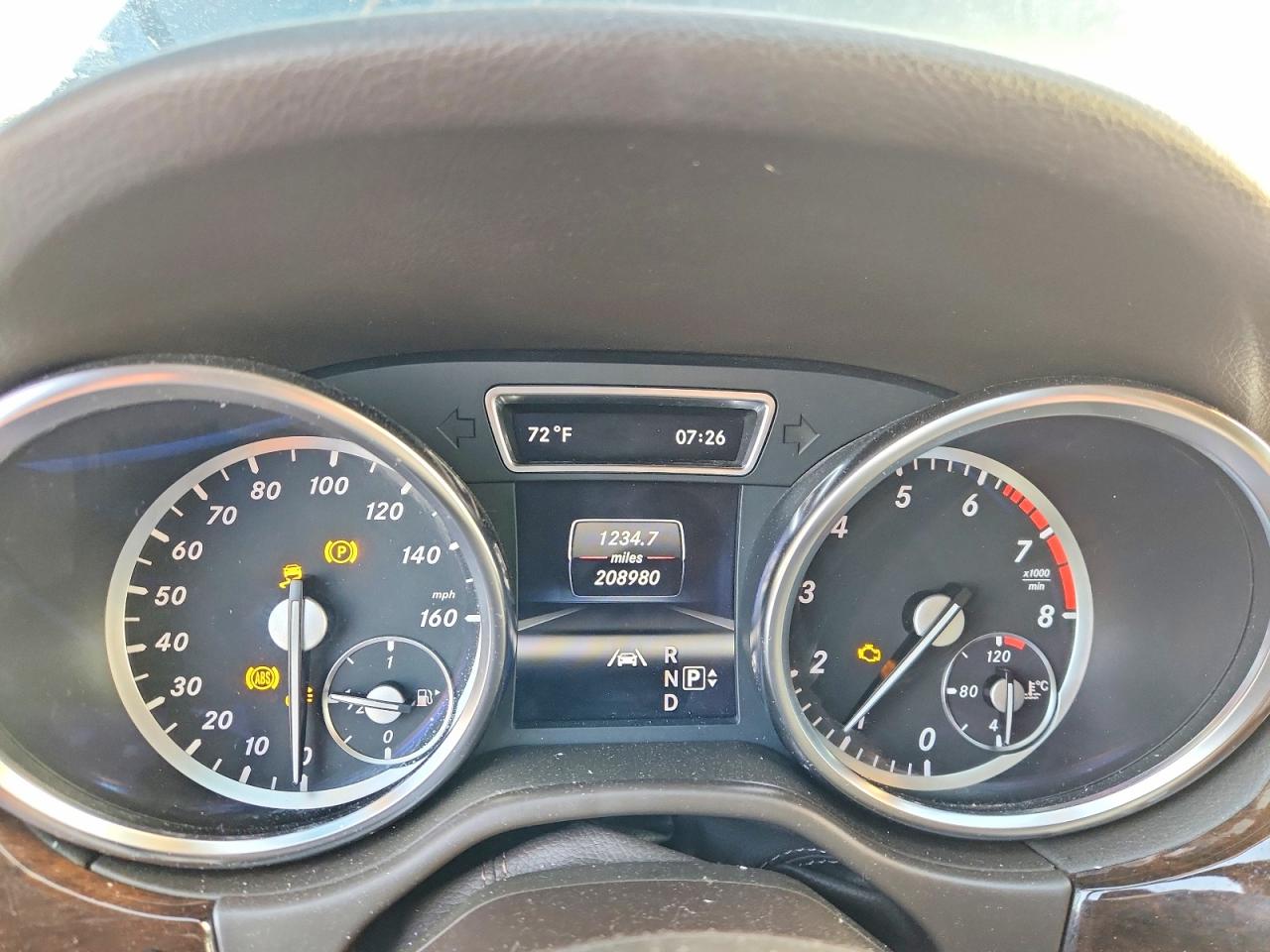 Mercedes-Benz M-Class 350
