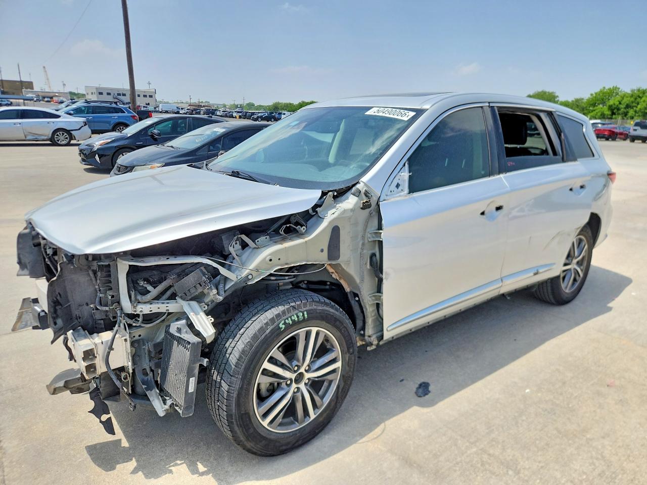 Salvage INFINITI Qx Image