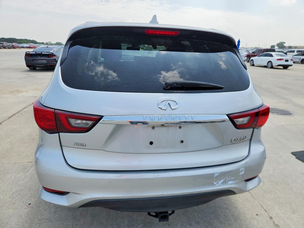 INFINITI Qx Pure