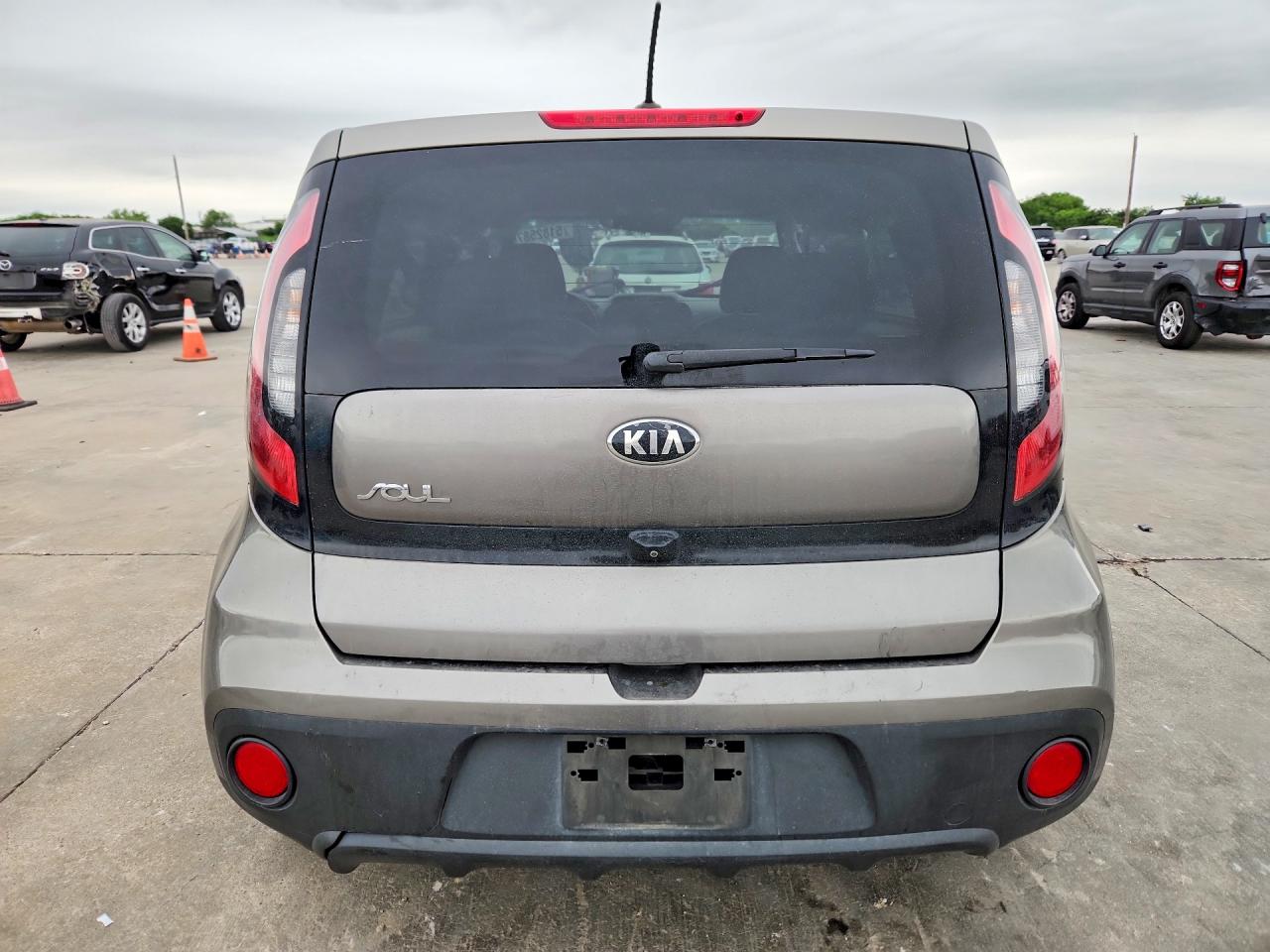 Kia Soul Base