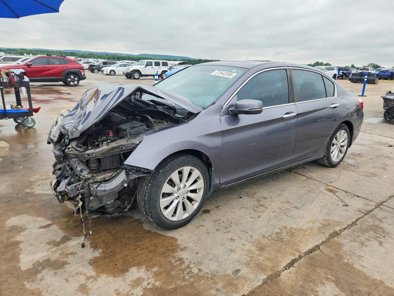 Salvage Honda Accord Image