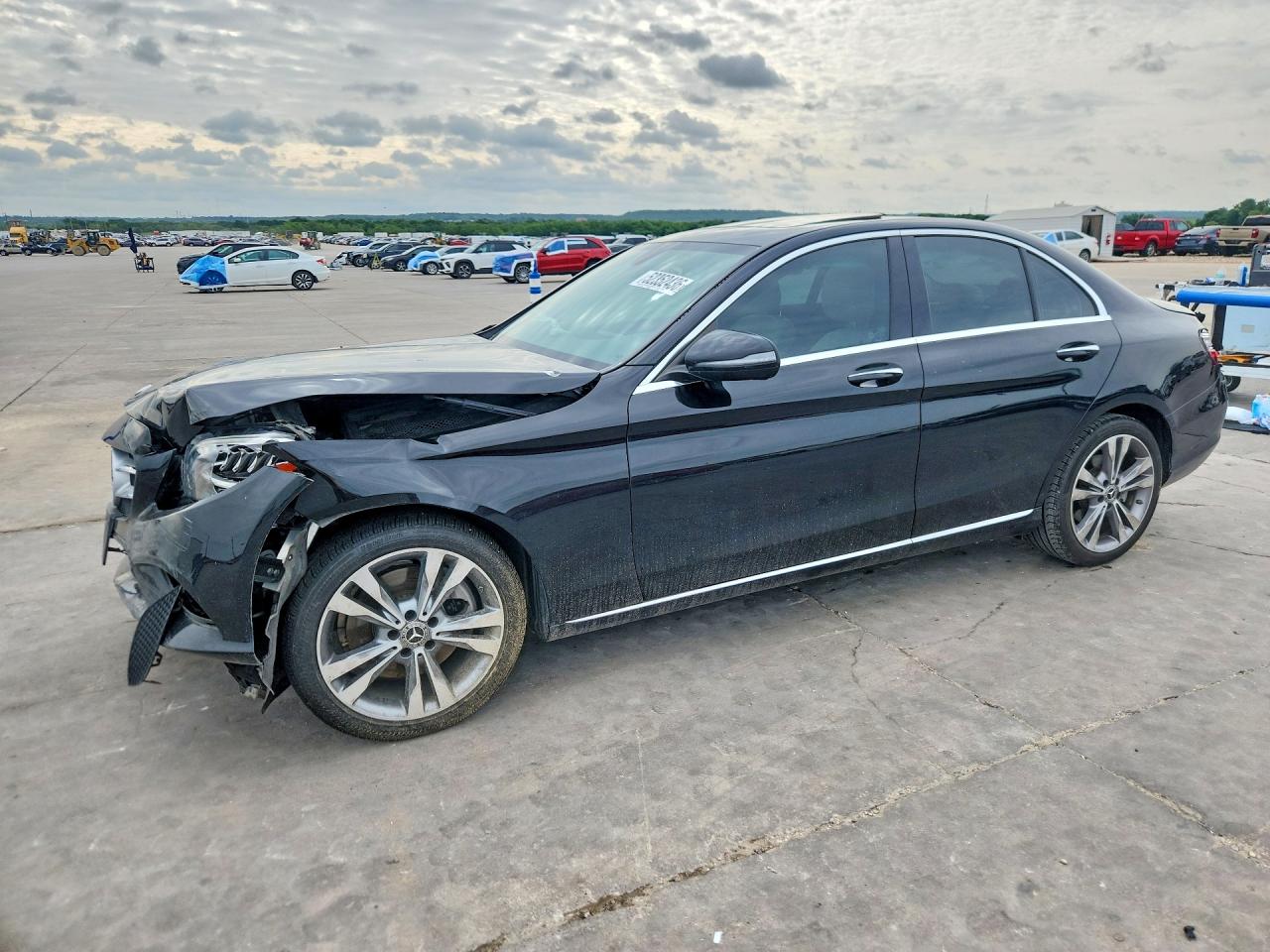 Salvage Mercedes-Benz C-Class Image