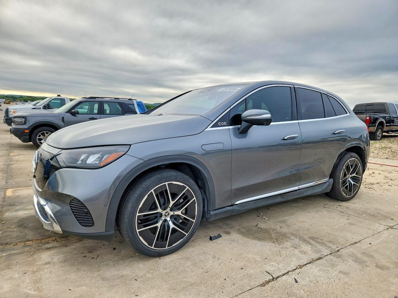 Salvage Mercedes-Benz EQE Image