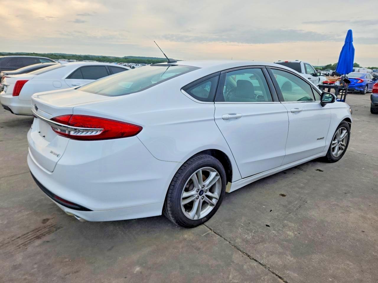 Ford Fusion S Hybrid