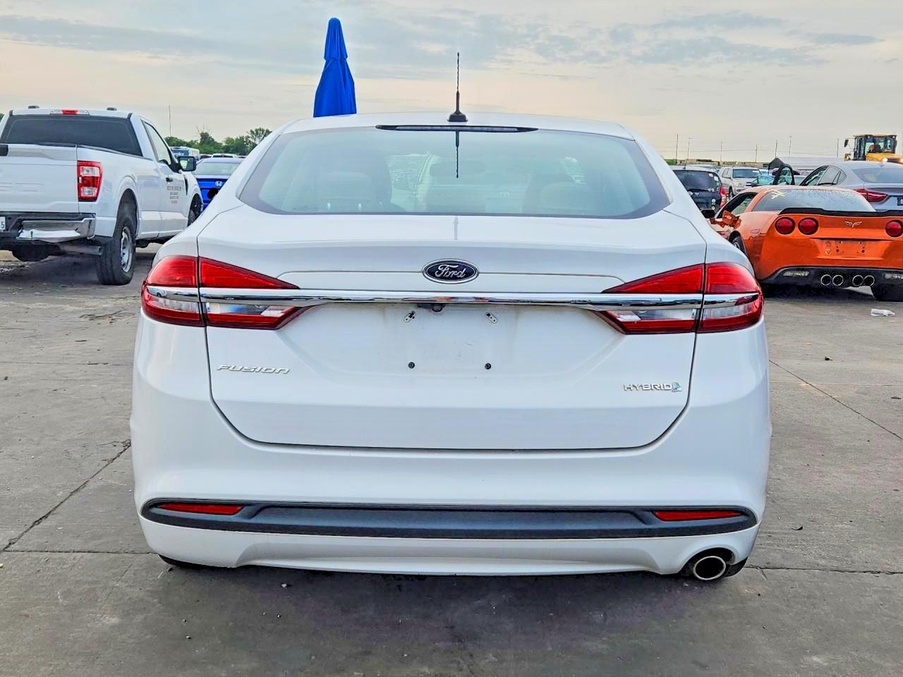 Ford Fusion S Hybrid