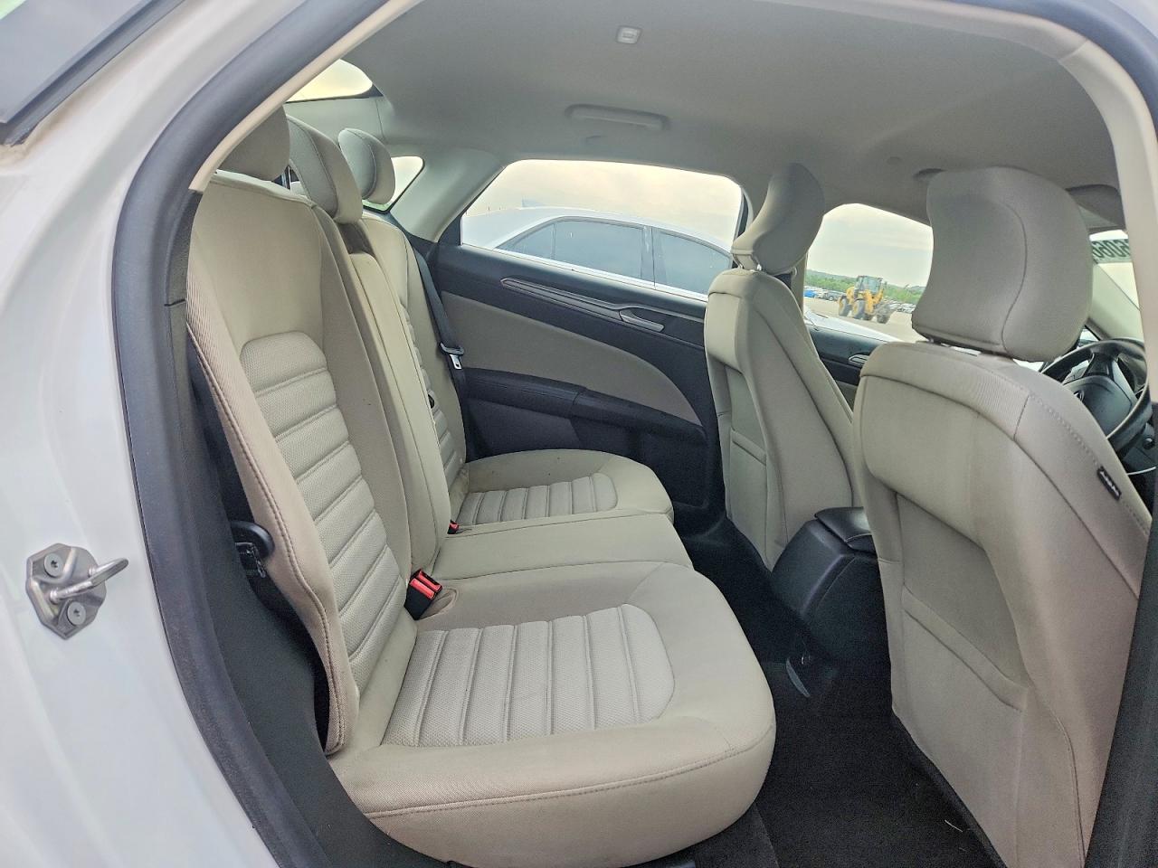 Ford Fusion S Hybrid