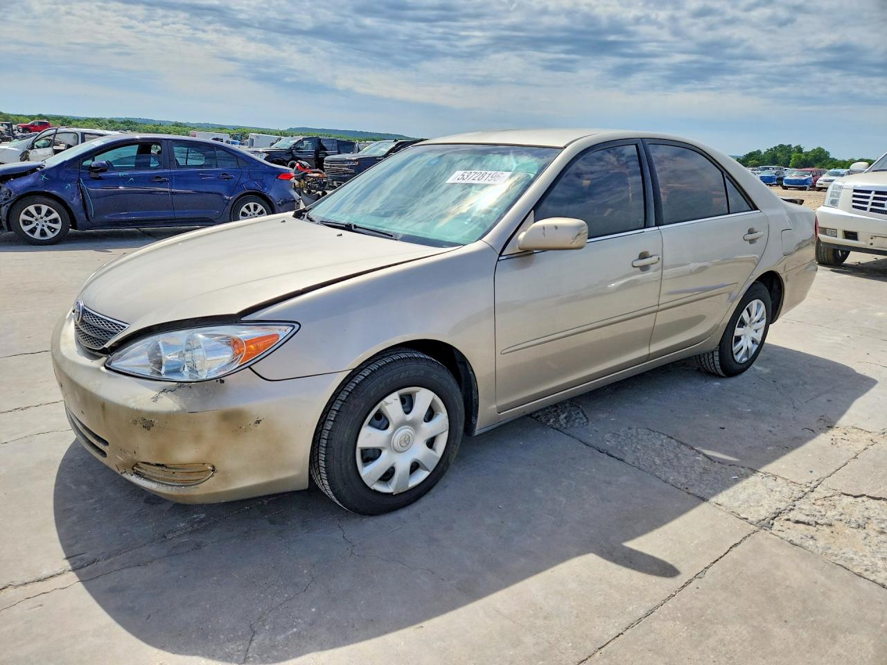 Salvage Toyota Camry Image