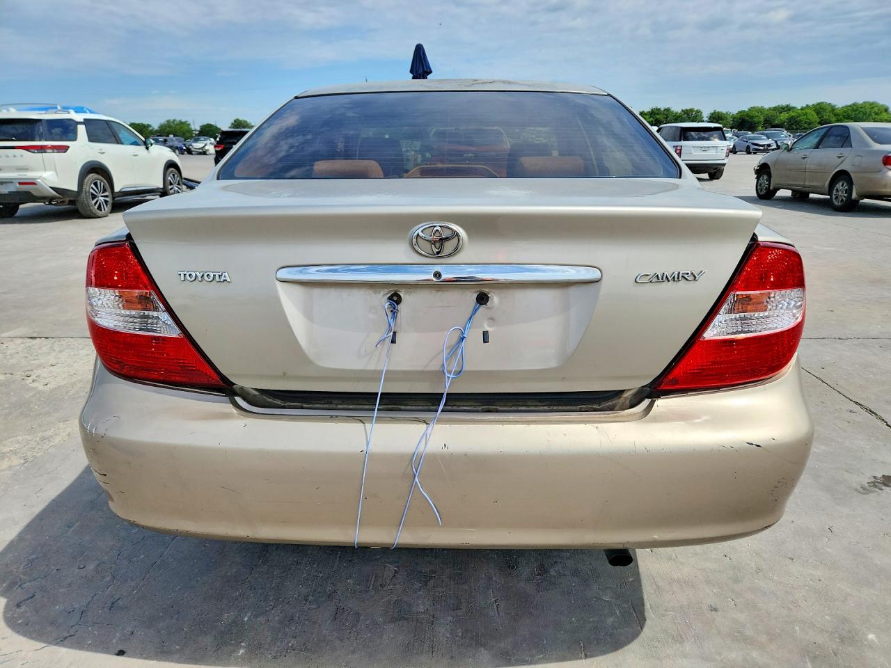 Toyota Camry Standard