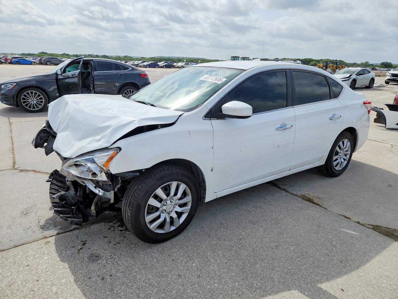 Salvage Nissan Sentra Image