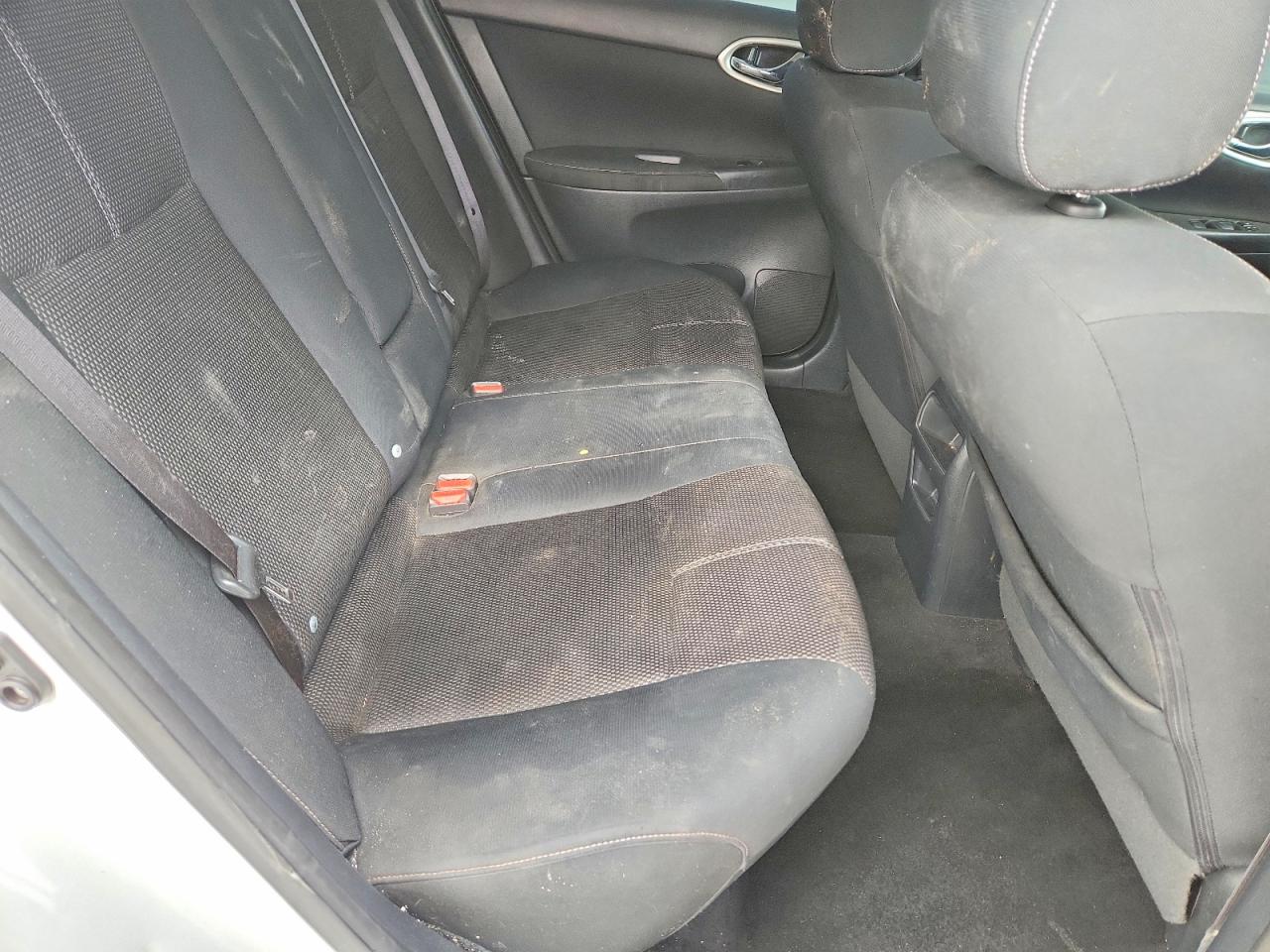 Nissan Sentra S