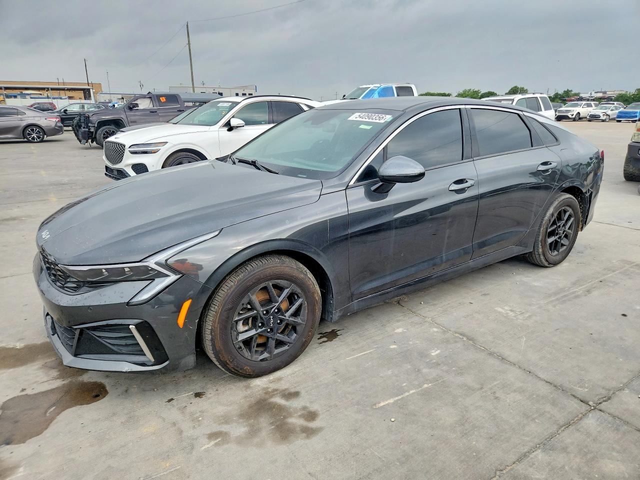 Salvage Kia K5 Image