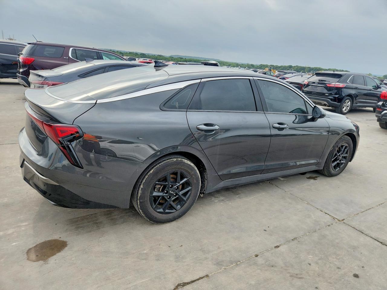 Kia K5 Lxs