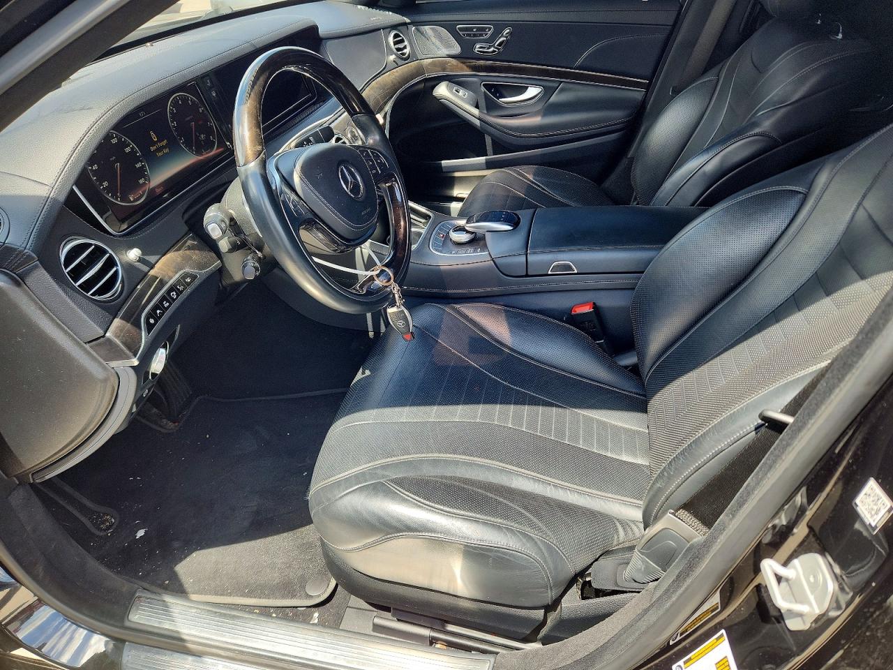 Mercedes-Benz S-Class 550 4matic