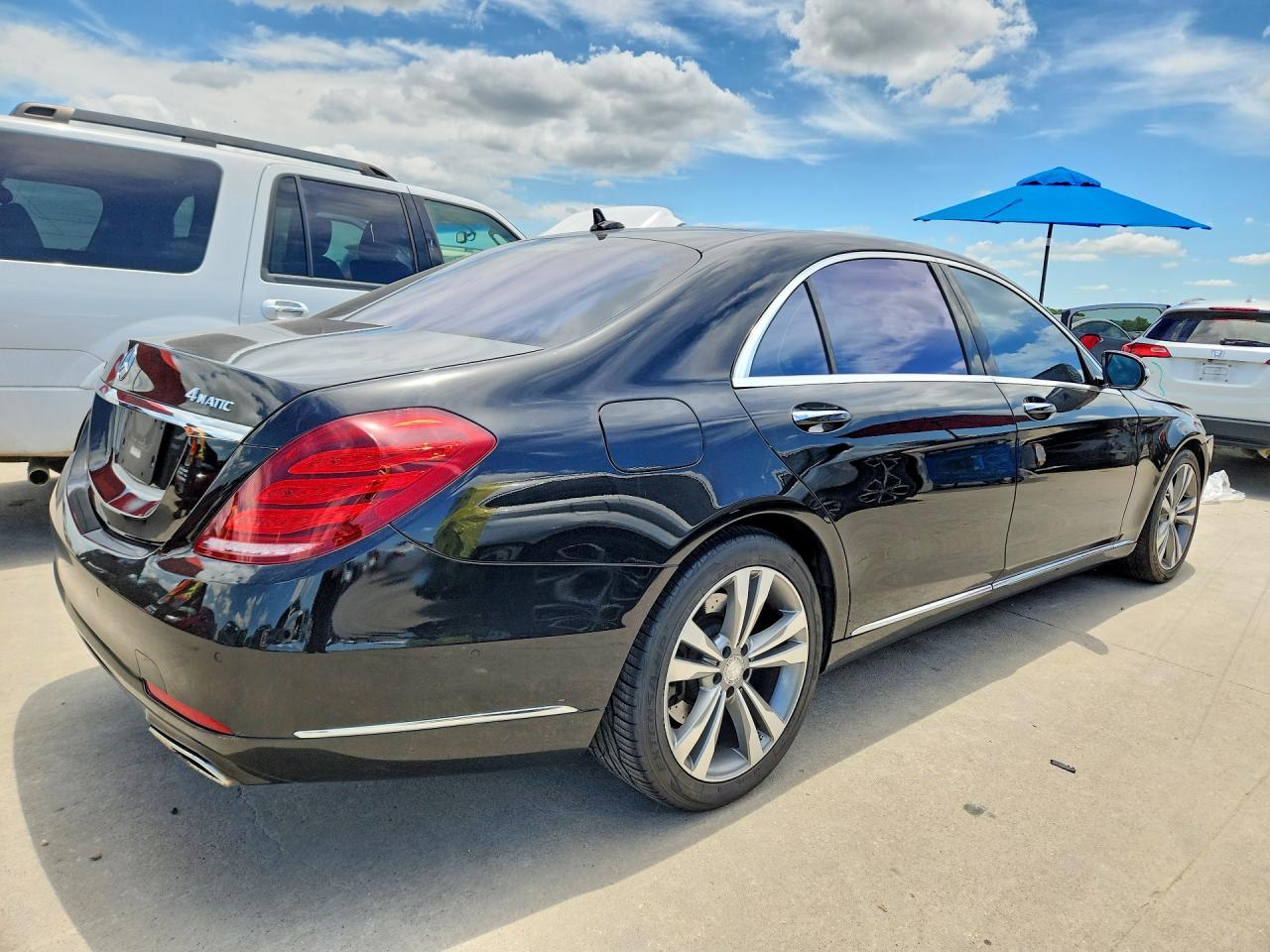 Mercedes-Benz S-Class 550 4matic