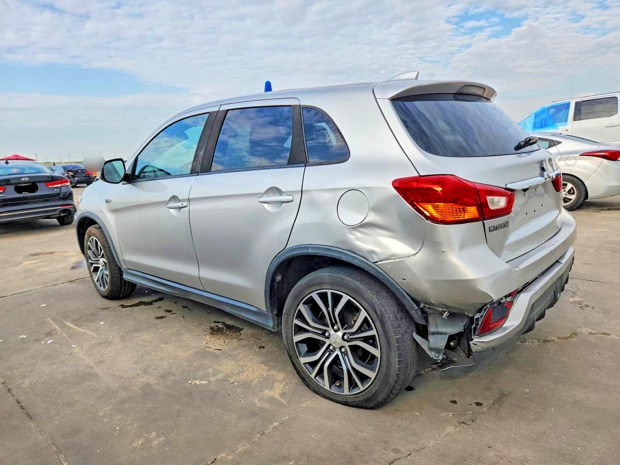 Mitsubishi Outlander Es