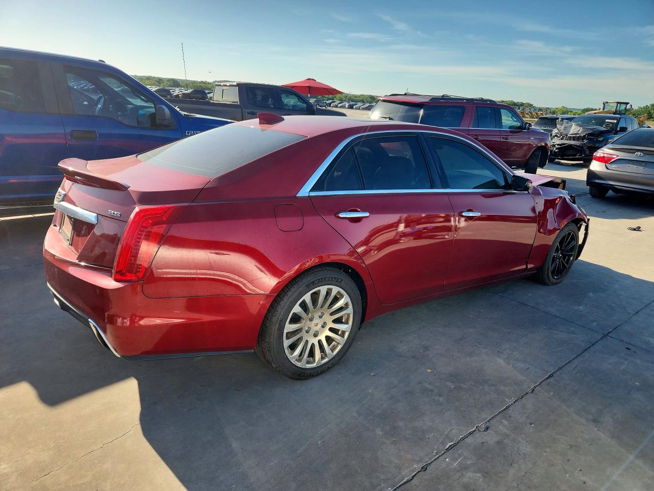 Cadillac CTS Luxury