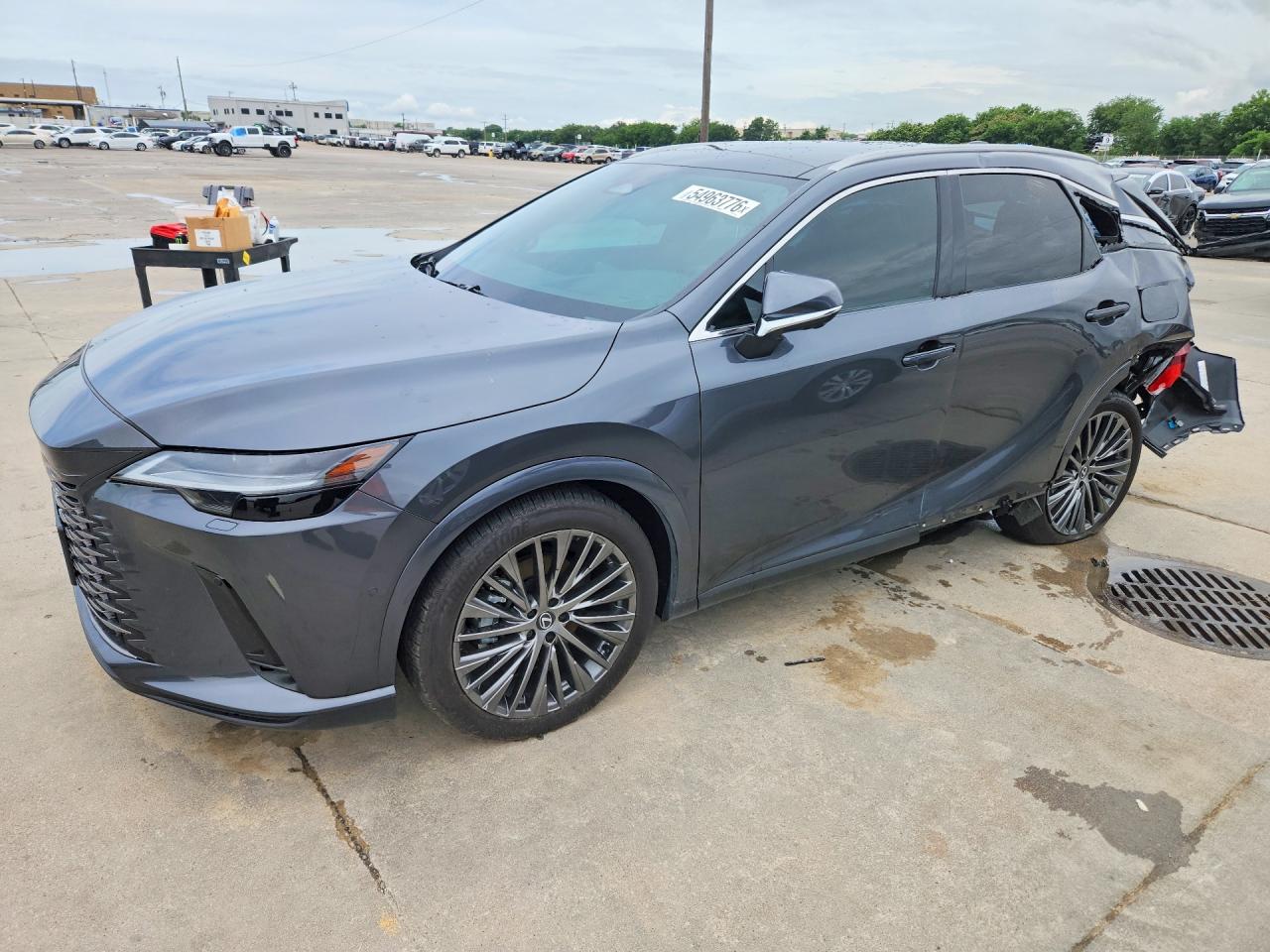 Salvage Lexus RX Image