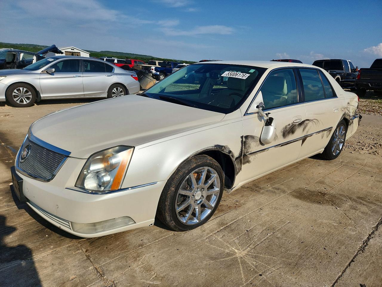 Salvage Cadillac DTS Image