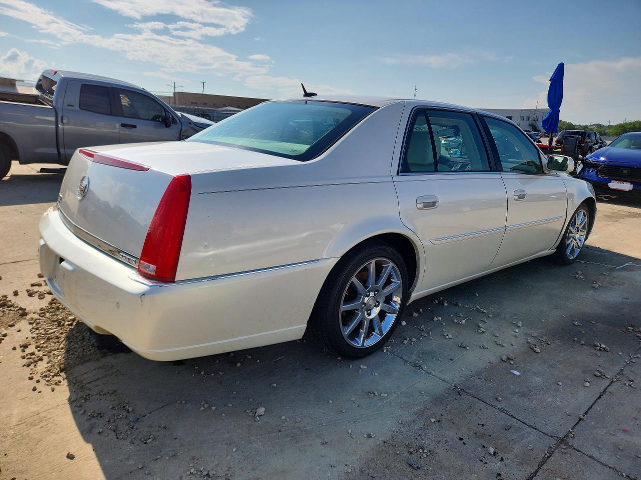 Cadillac DTS