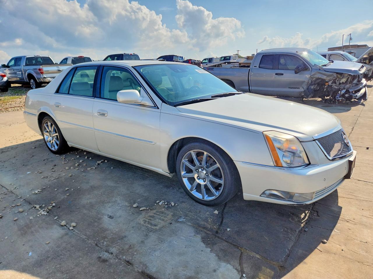 Cadillac DTS