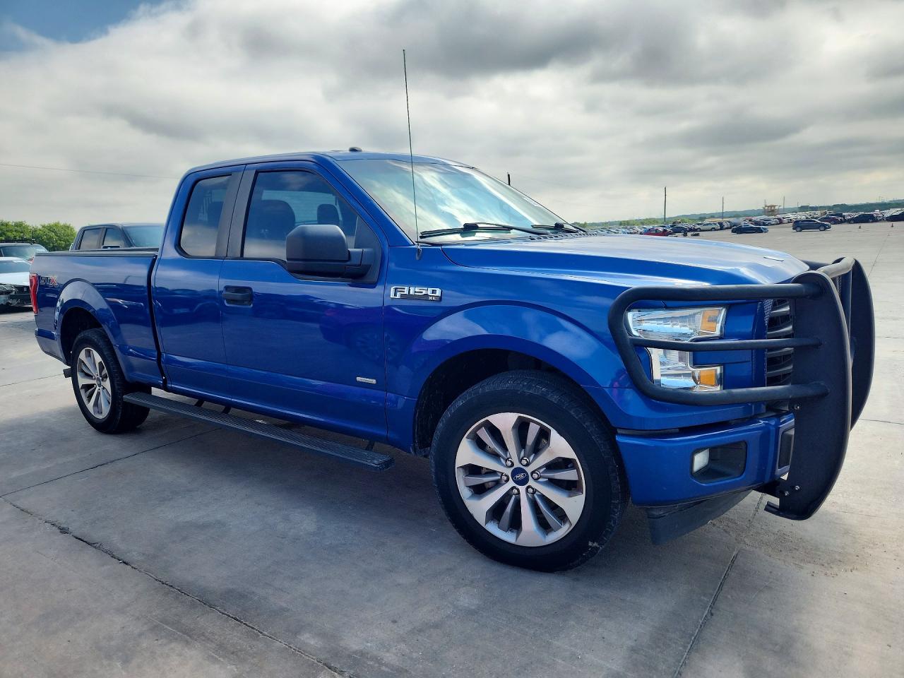 Ford F-150 Super Cab