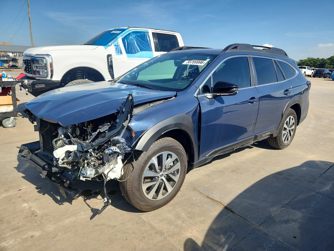 Salvage Subaru Outback Image
