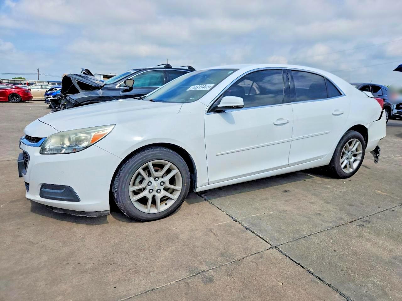 Salvage Chevrolet Malibu Image