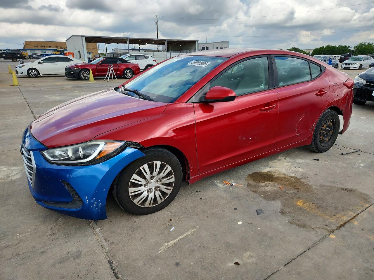 Salvage Hyundai ELANTRA Image