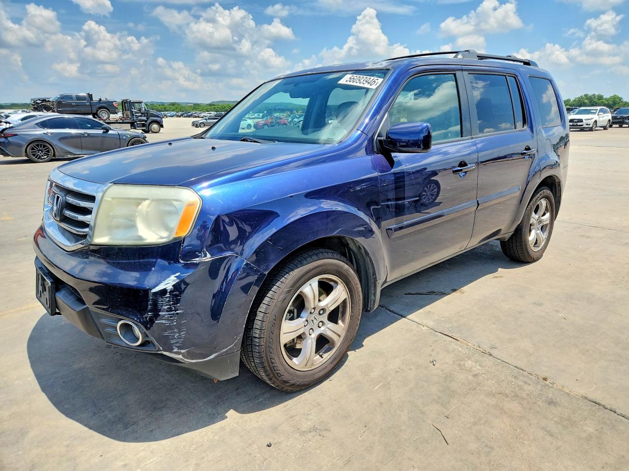 Salvage Honda Pilot Image