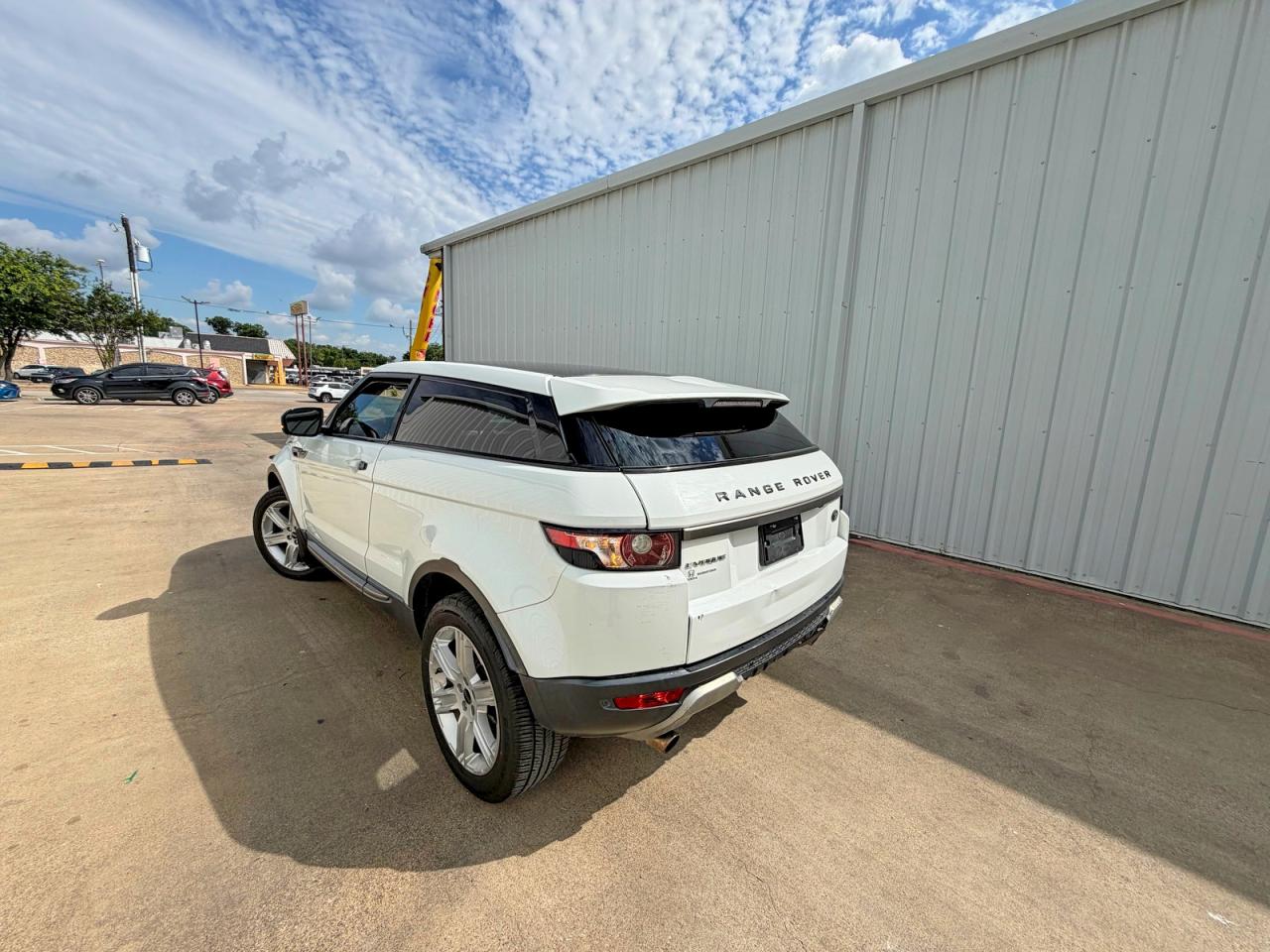 Land Rover Range Rover Pure Premium