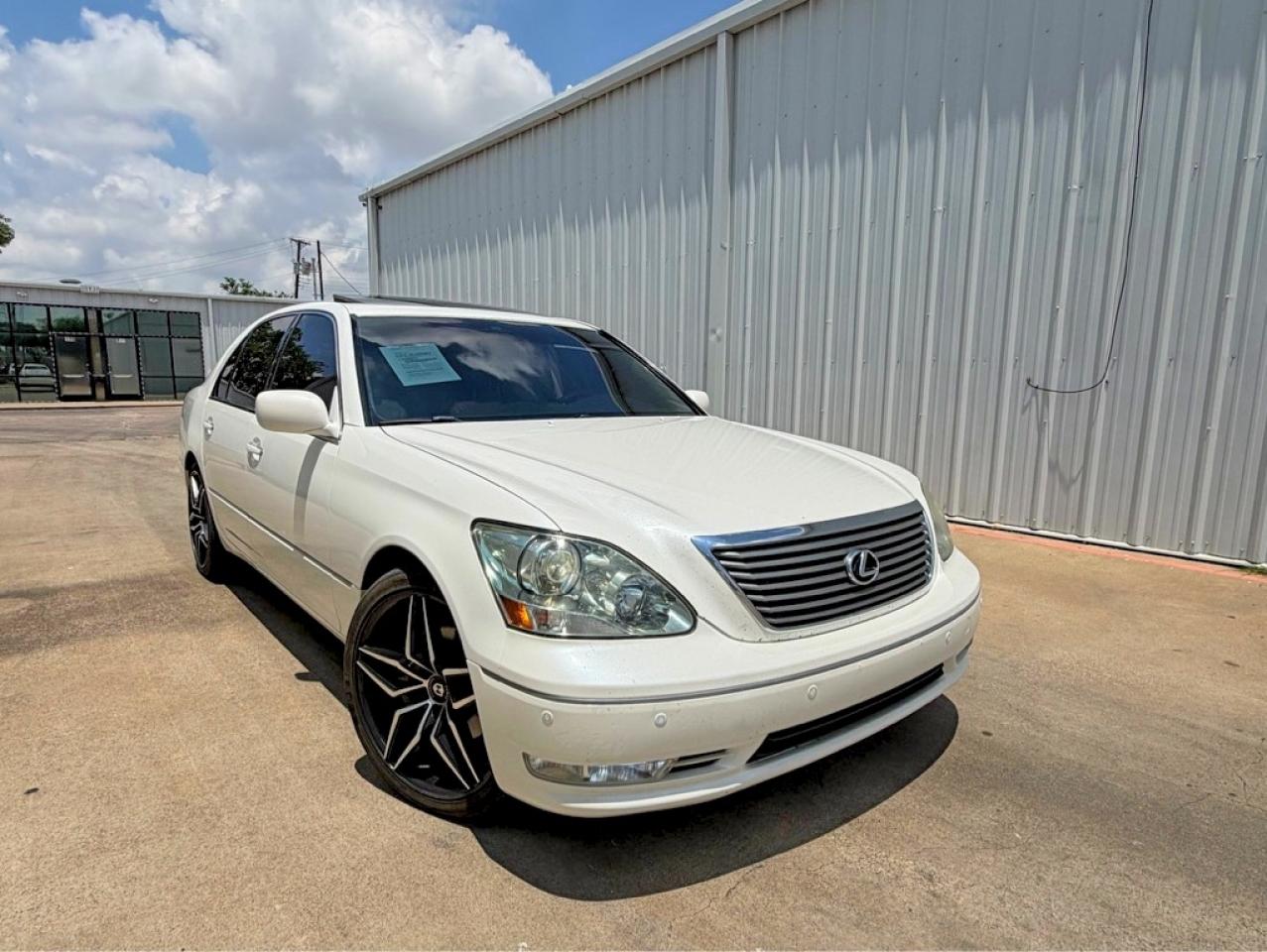 Salvage Lexus LS Image