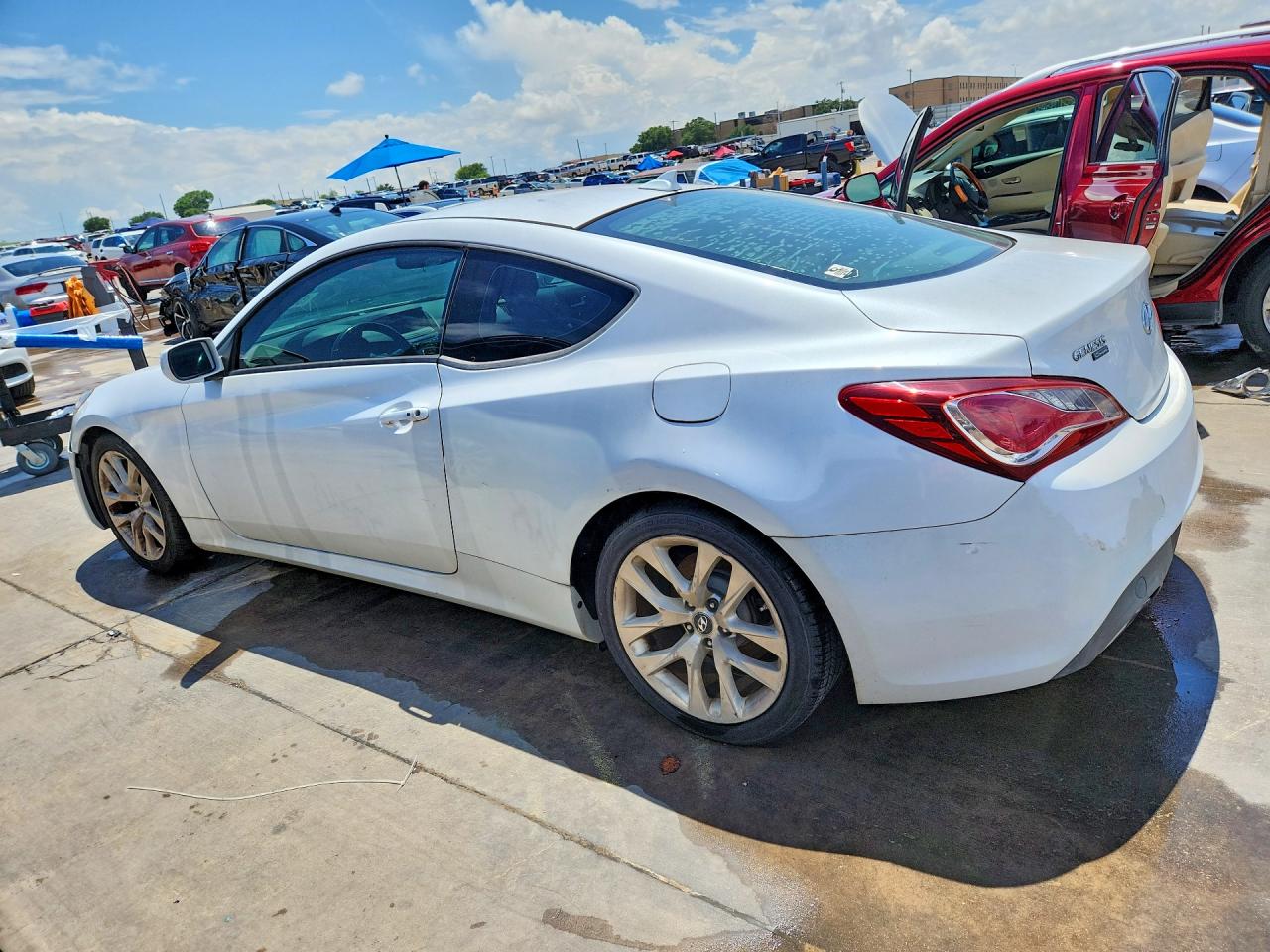 Hyundai Genesis 2.0t