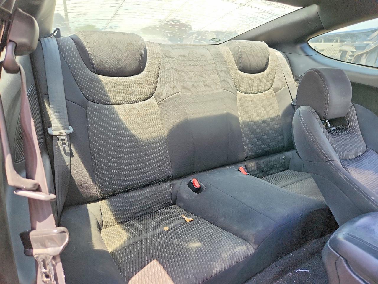 Hyundai Genesis 2.0t