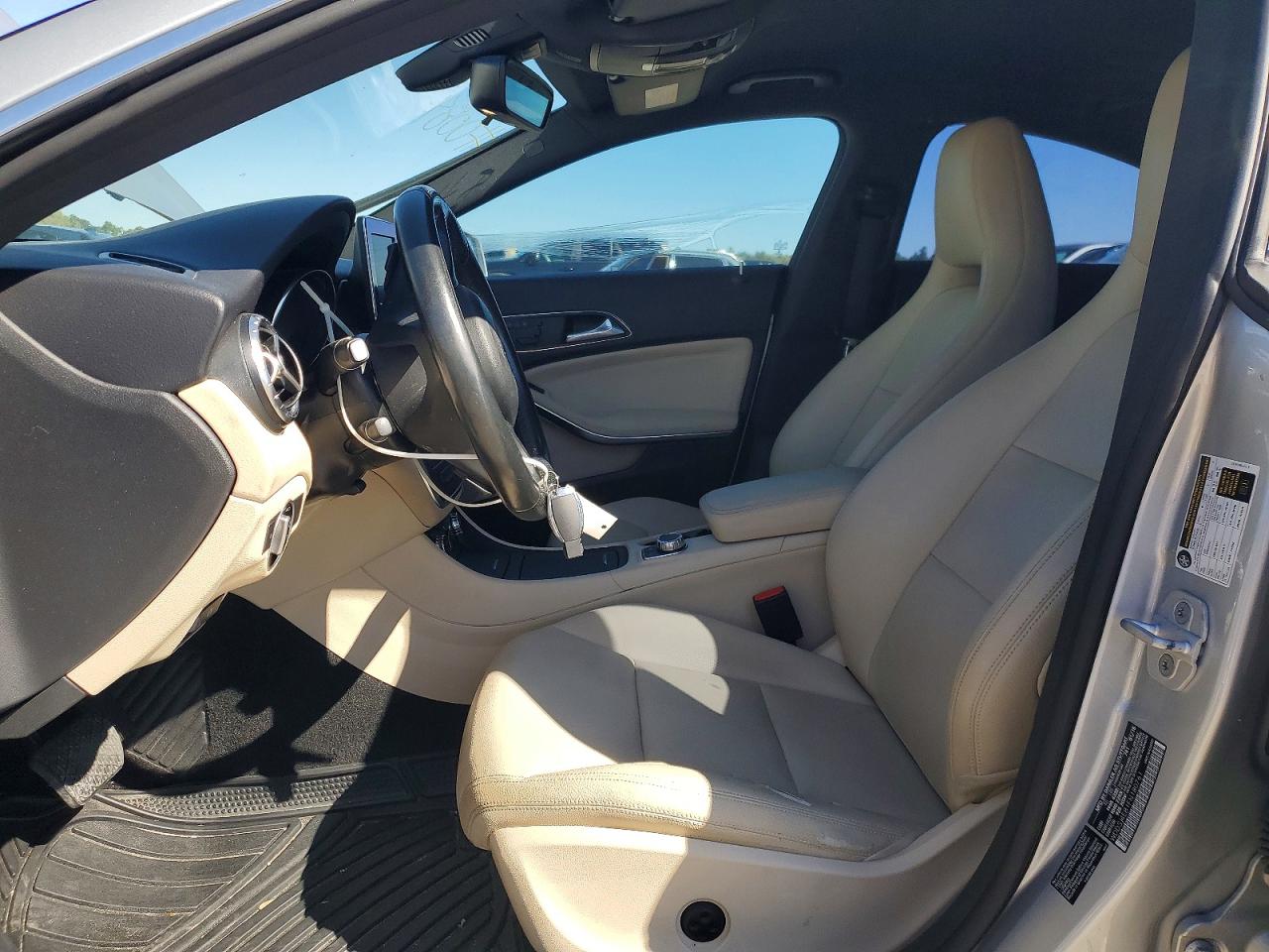 Mercedes-Benz Cla-class 250