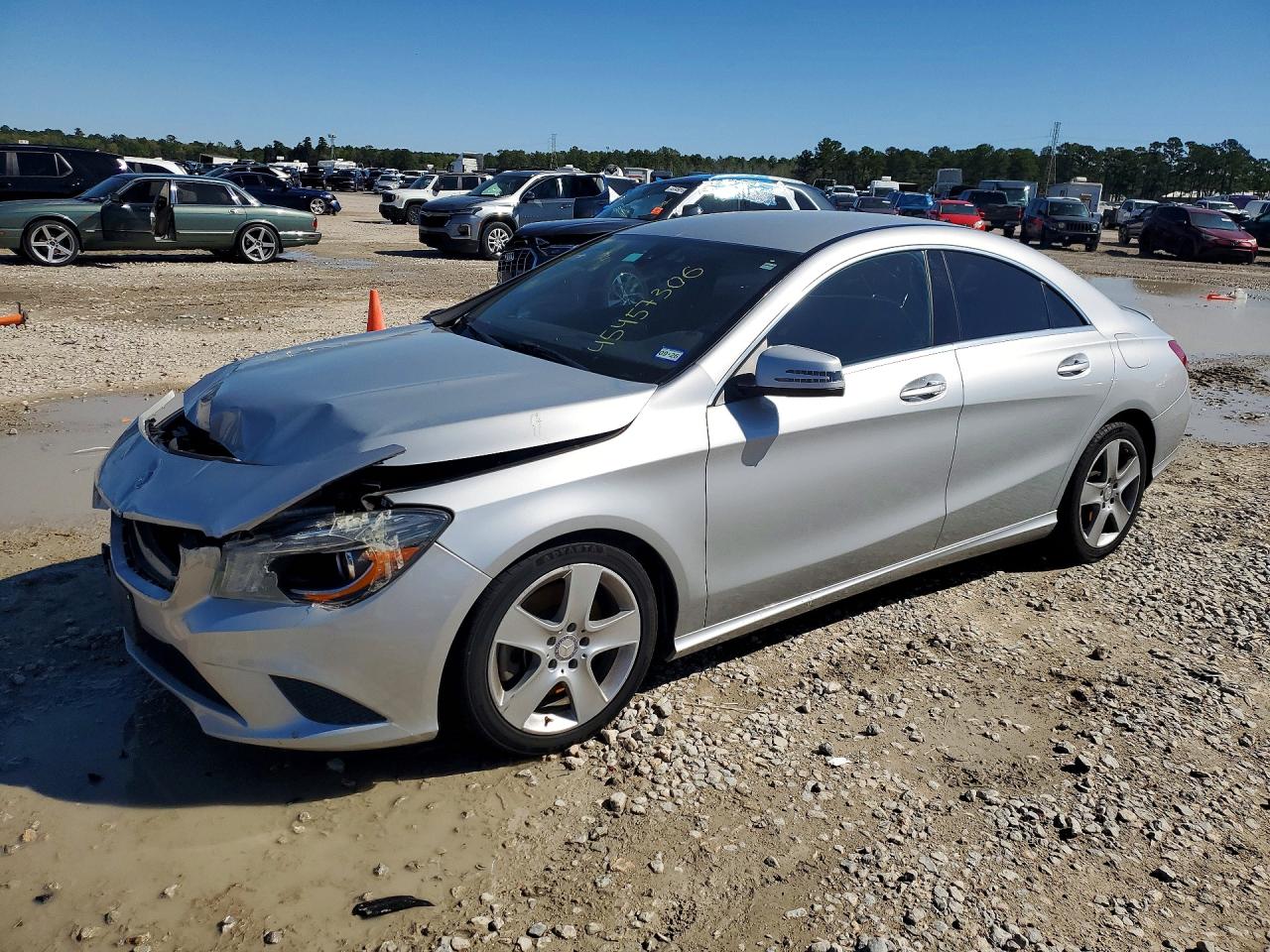Salvage Mercedes-Benz Cla-class Image