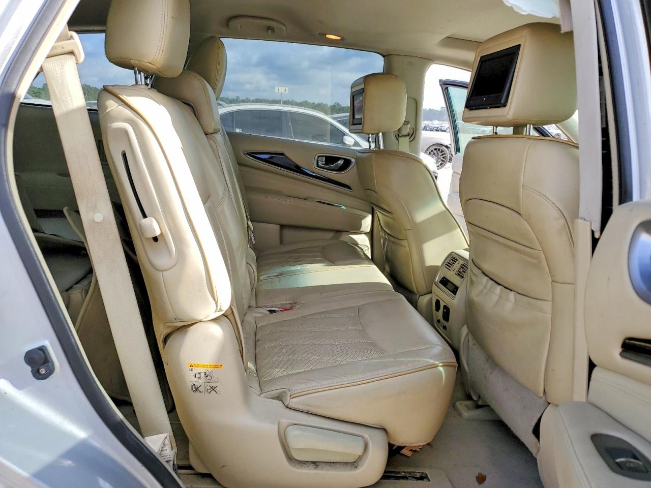 INFINITI JX35 Base