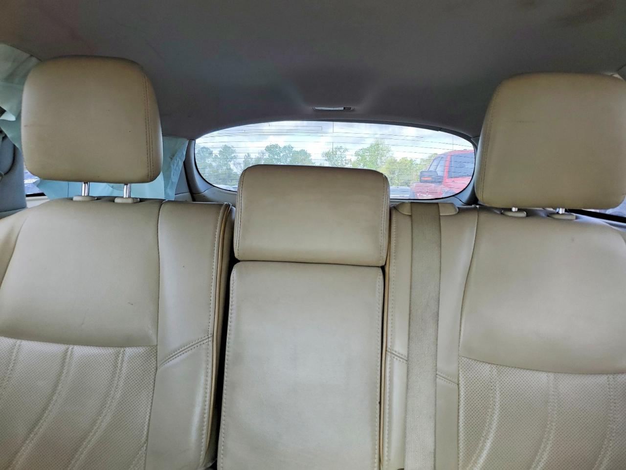 INFINITI JX35 Base